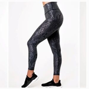 IVL Collective Snake Print Leggings Black Coated High Rise Metallic Hydralux